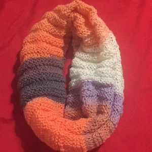 ❄️Women’s Infinity scarf,multiple ways to wear.❄️